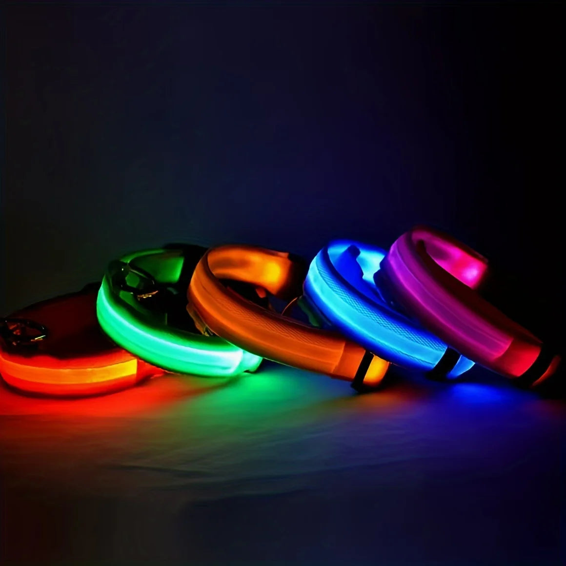 Reflective LED Dog Collar for Night Safety - Battery-Powered, Ideal for Small/Medium Breeds