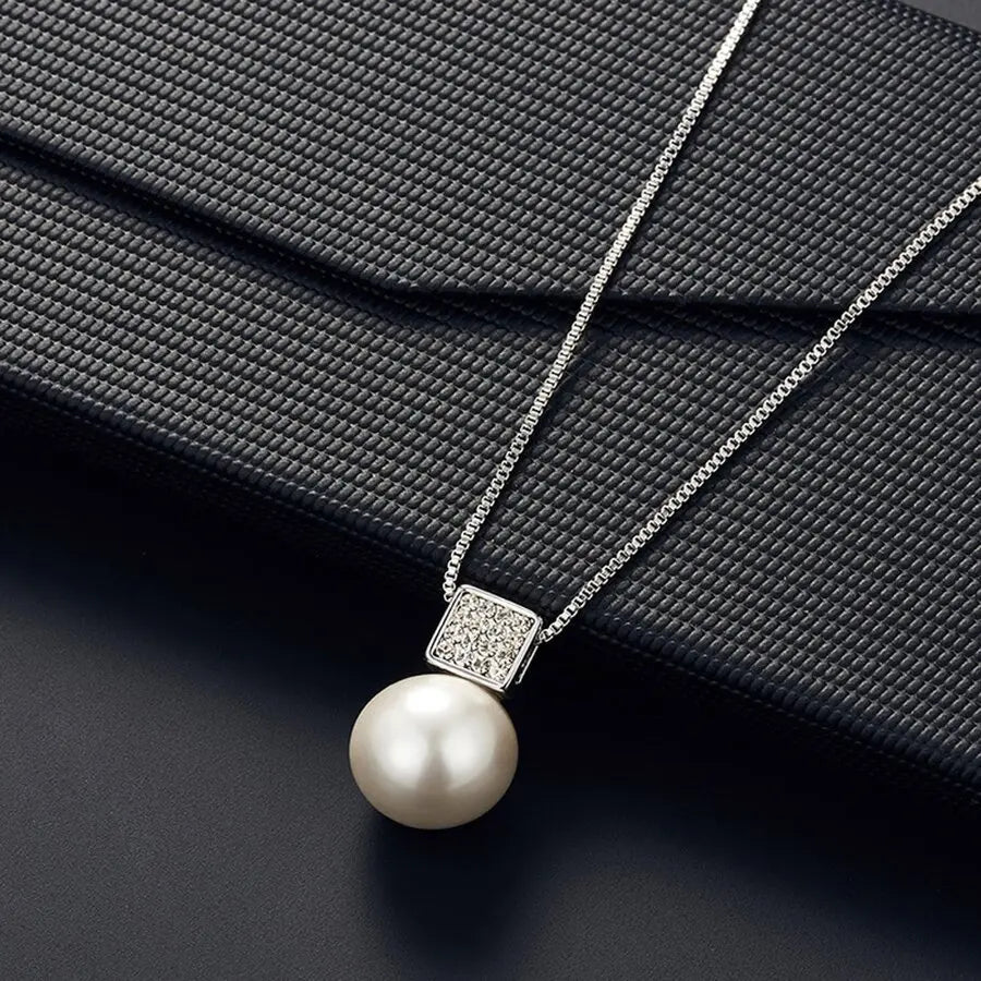 Elegant 2 PCS Imitation Pearl Pendant Women Necklace Earring Stud Set