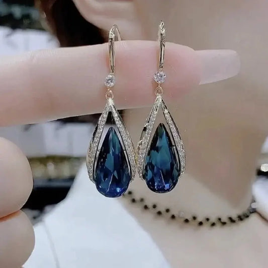 Light Luxury Cool Wind Gold Plated Alloy Opal Earrings