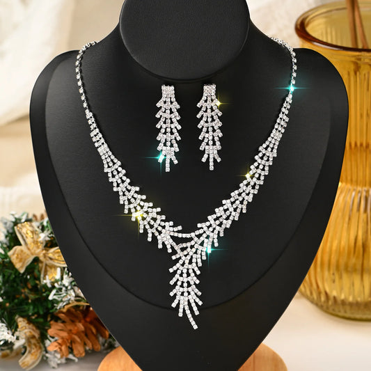 1 Set Of Fashionable Copper Inlaid Claw Chain Necklace, Earrings, Jewelry Set, for Women.