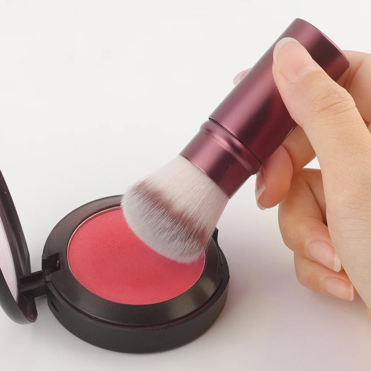 1pc Retractable Brush Makeup Brush Powder Blusher Powder Brush Mini Multi-function